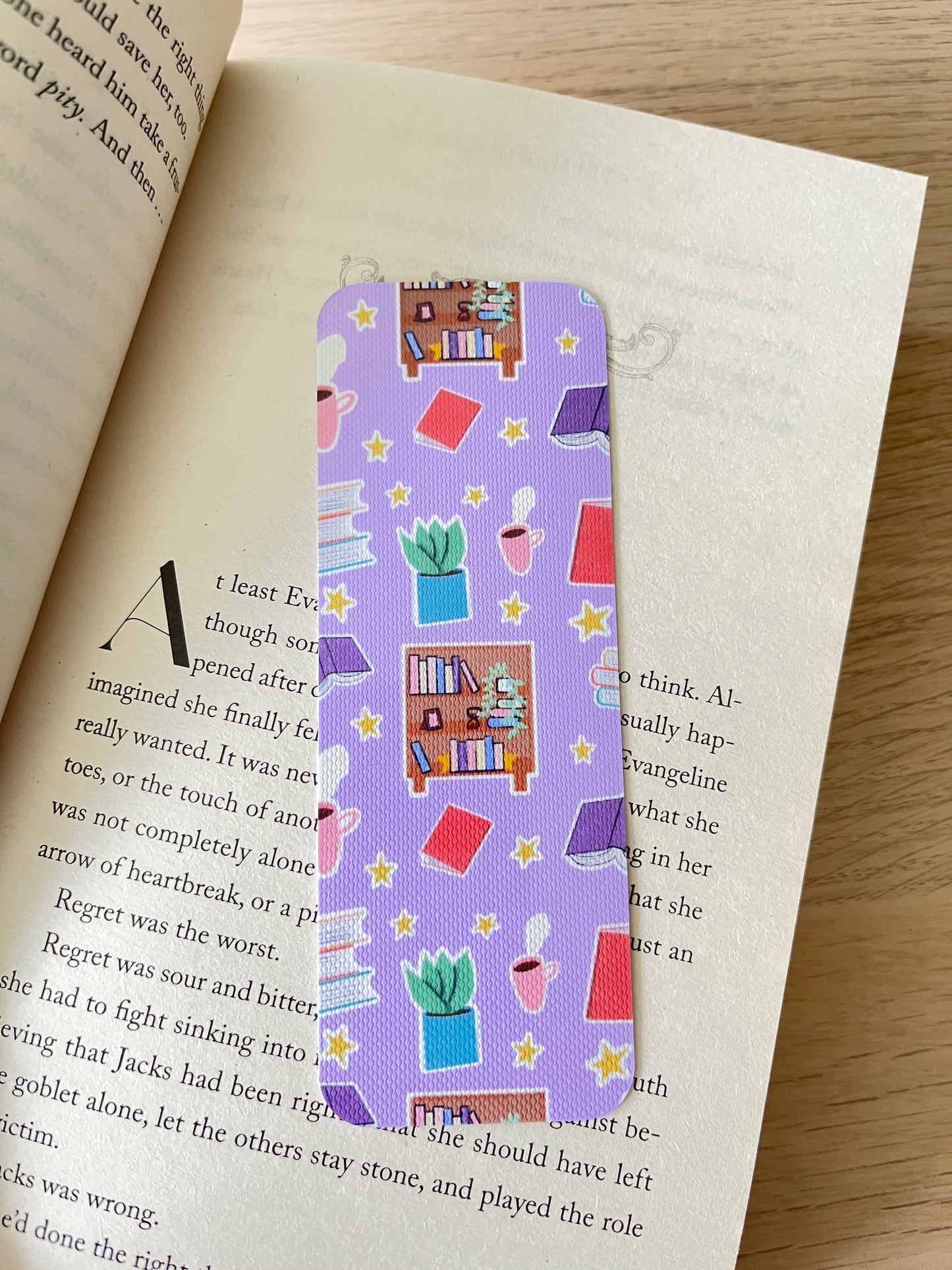 Cozy Reading Bookmark – Book Lover Illustration Edition 🥑